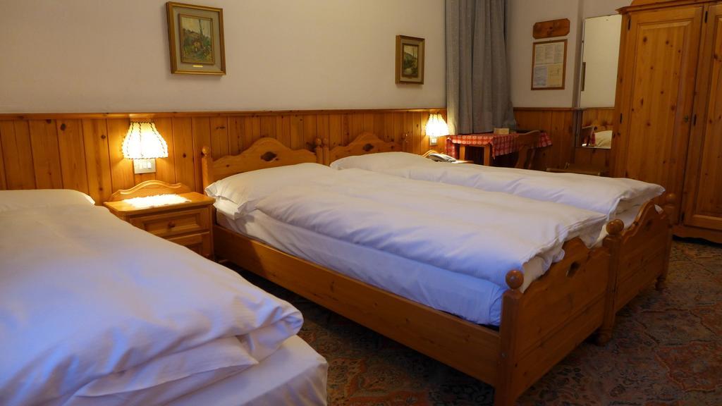 Hotel Bellaria - กอร์ตินาดัมเปซโซ ห้อง รูปภาพ
