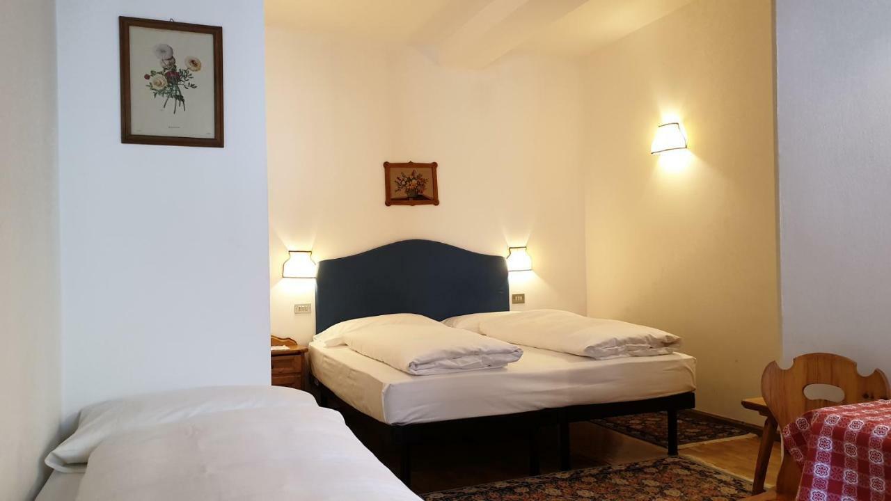 Hotel Bellaria - กอร์ตินาดัมเปซโซ ภายนอก รูปภาพ